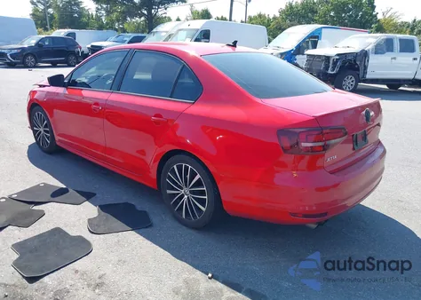 2016 Volkswagen Jetta Sport z USA, uszkodzony, nr VIN 3VWD17AJ8GM337406